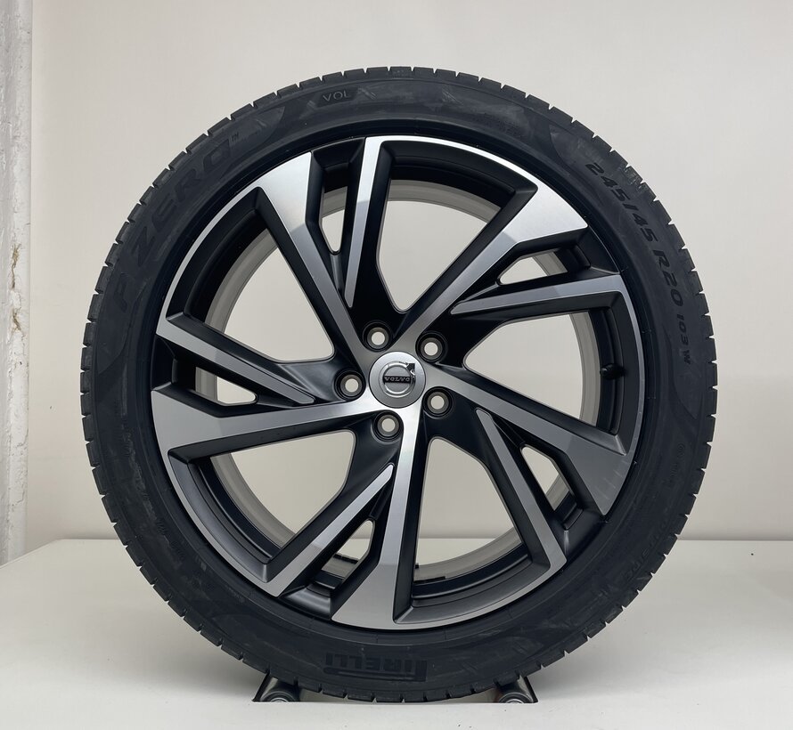 Volvo 20 inch NIEUWE R-design velgen + zomerbanden XC40