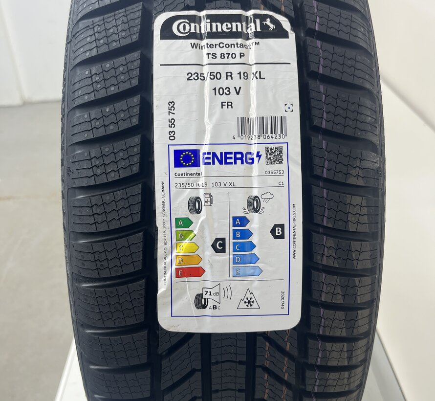 Volvo NIEUWE  19 inch R-design velgen + Winterbanden XC40