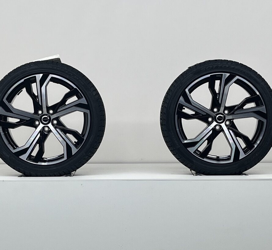 Volvo NIEUWE 19 inch R-design velgen + winterbanden V60 / S60 2018-