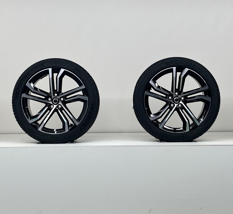 Volvo NIEUWE 20 inch R-design velgen + Winterbanden S90 / V90