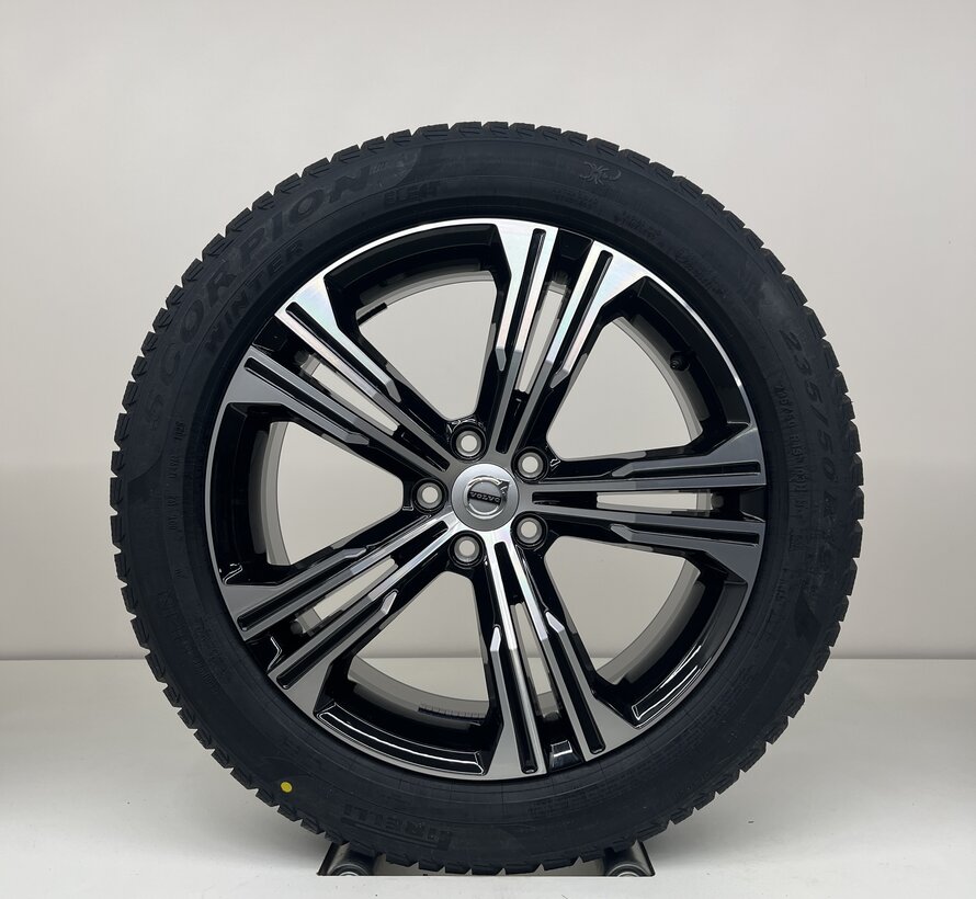 Volvo 19 inch inscription velgen + Winterbanden XC40 V90CC