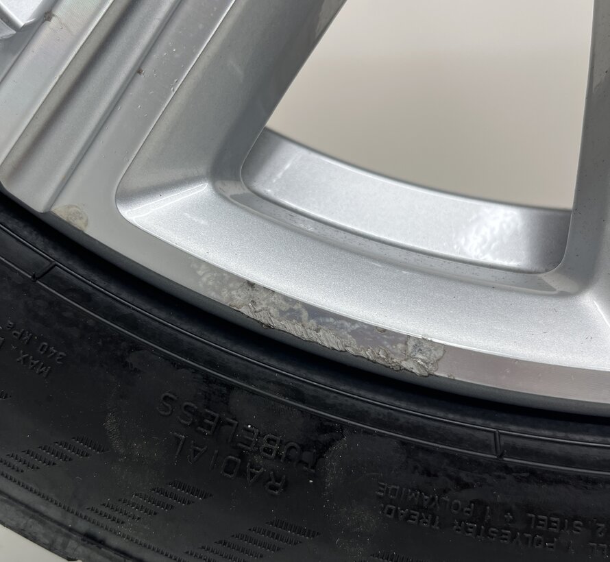 Volvo 18 inch inscription velgen + zomerbanden V90 / S90