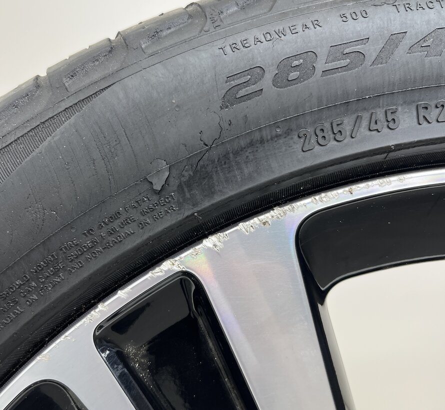 Land Rover Range Rover 22 inch STYLE 7023 velgen + zomerbanden