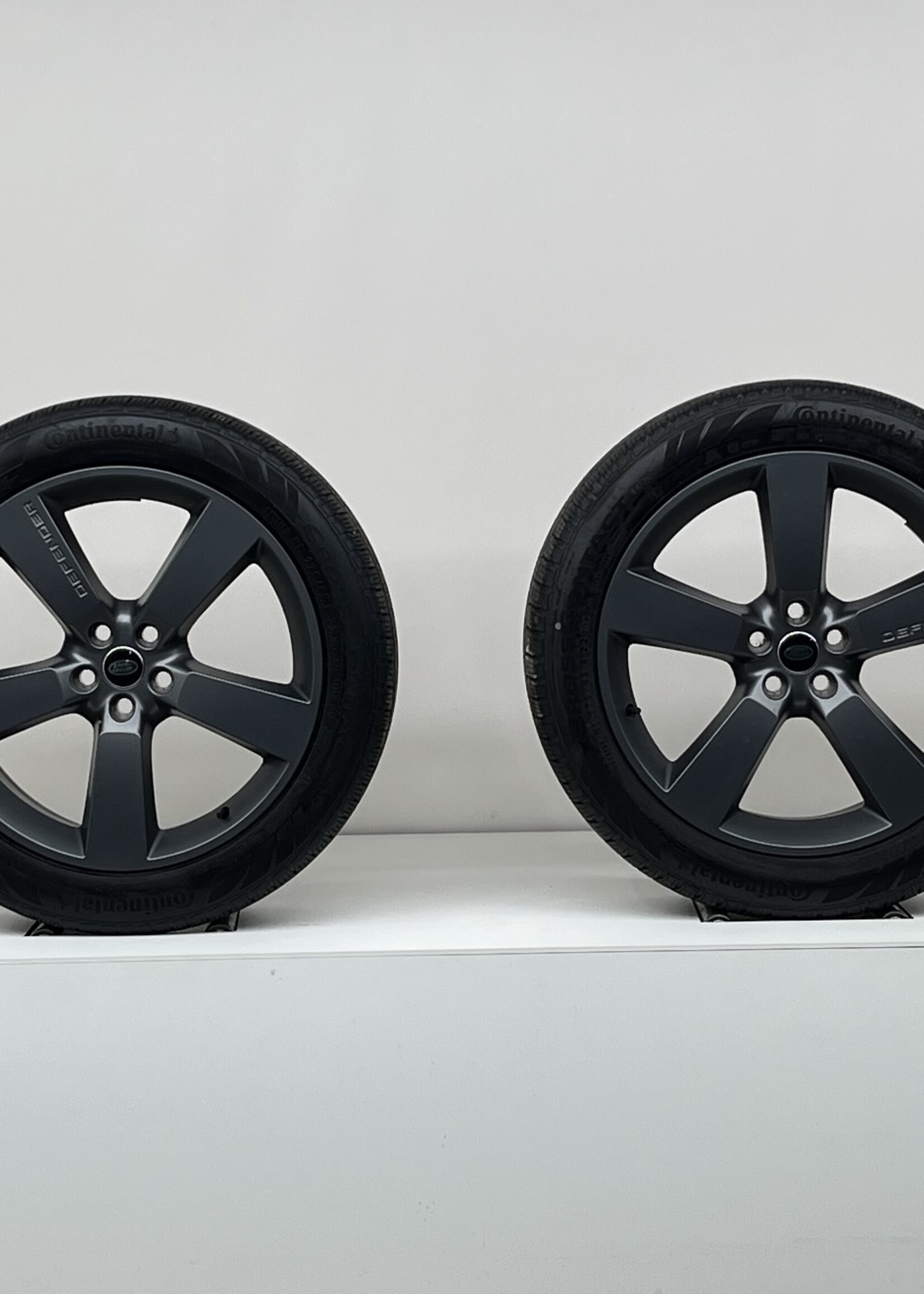 Land Rover Land Rover Defender 22 inch velgen style 5098 + zomerbanden