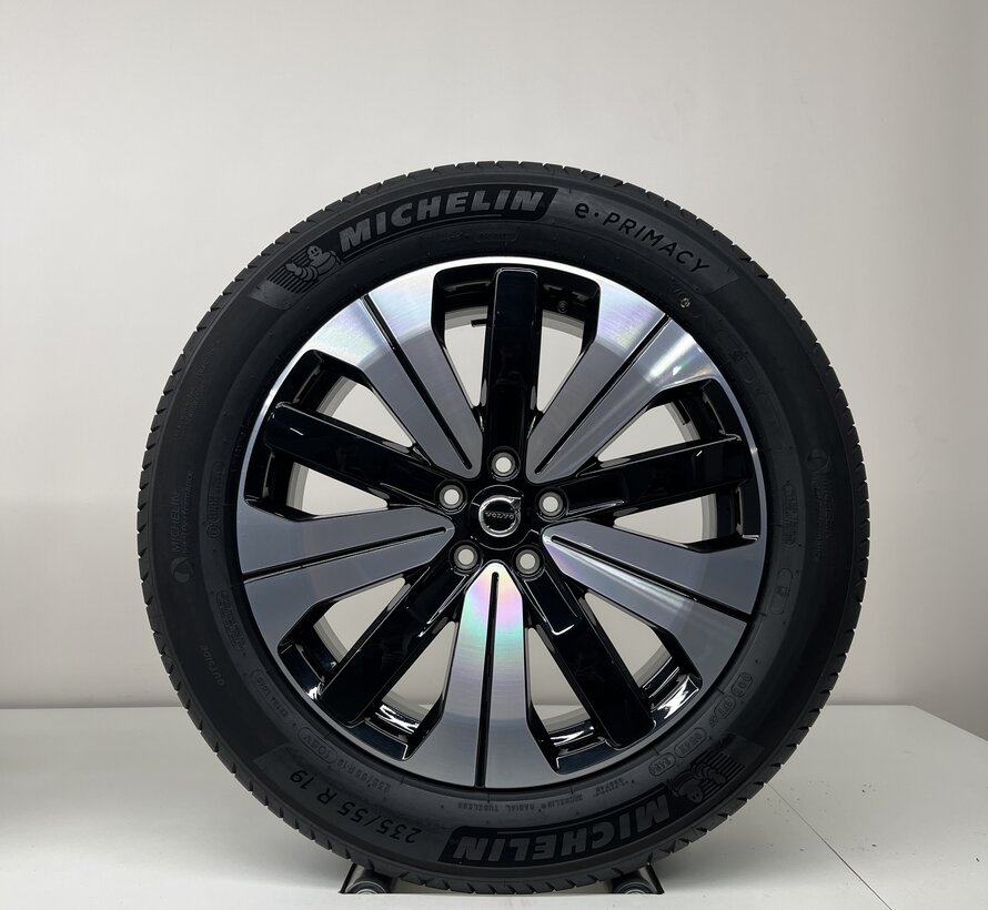 Volvo 19 inch  velgen + Zomerbanden XC60 2017-
