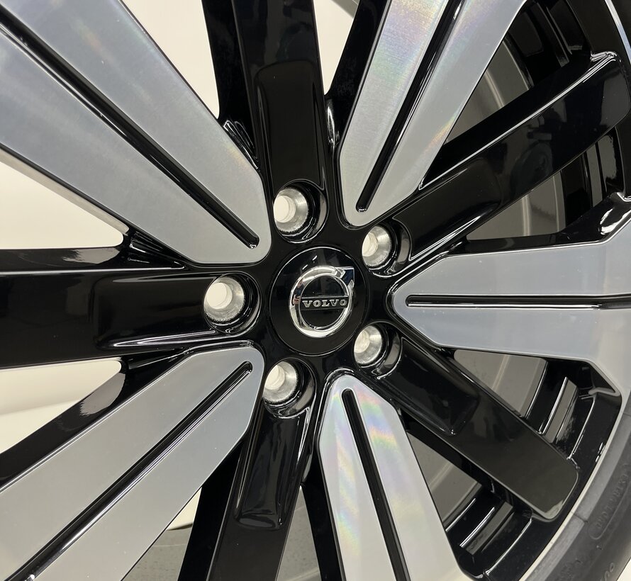 Volvo 19 inch  velgen + Zomerbanden XC60 2017-