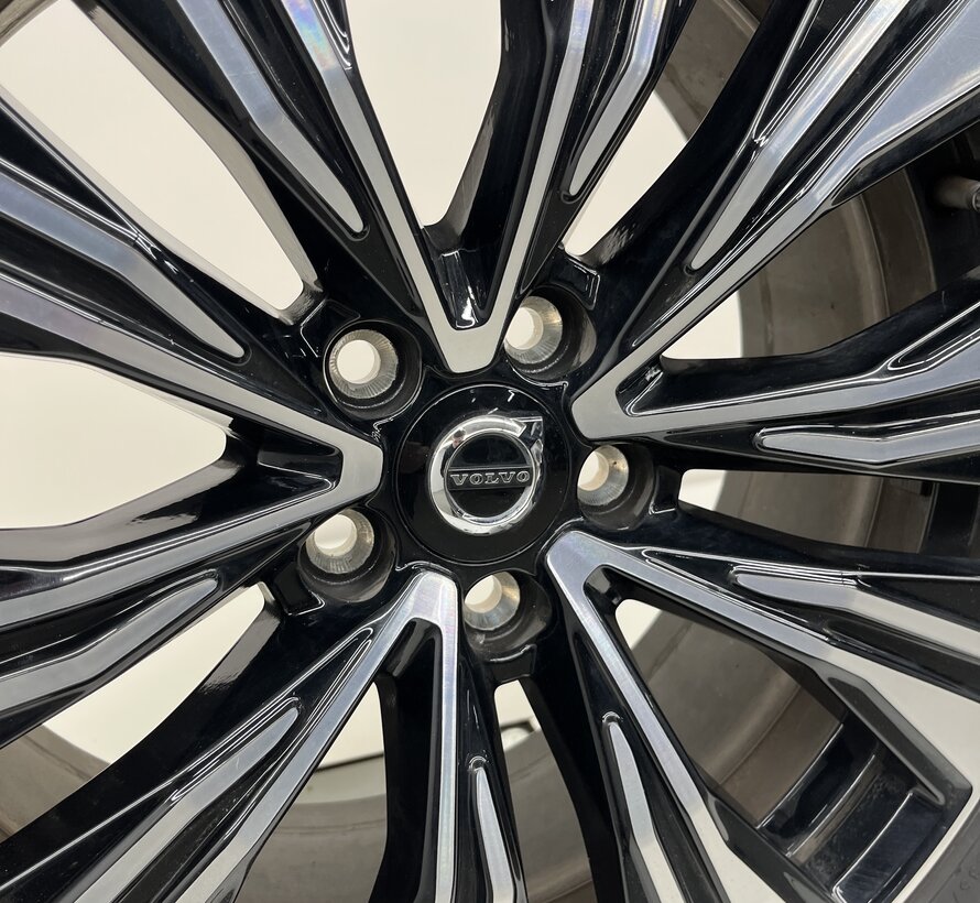 Volvo 18 inch velgen + winterbanden V60/S60 2018-