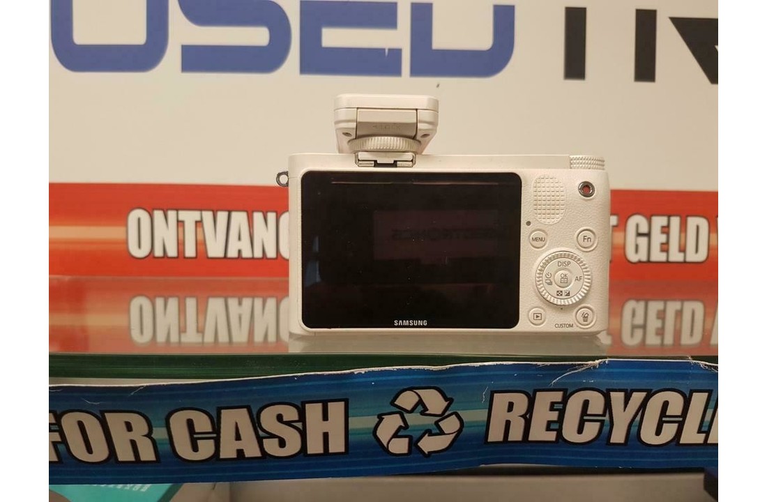 Samsung NX1000 5877