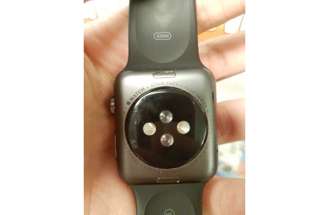 Apple Watch Series 4 7000