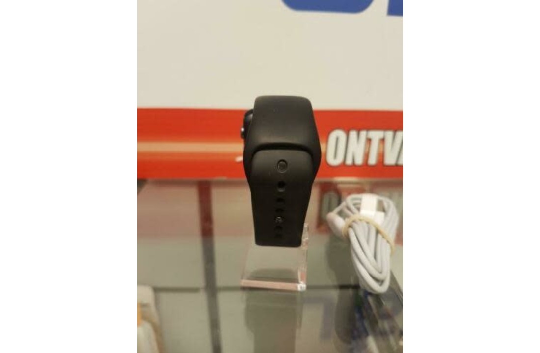 Apple Watch Series 4 7000