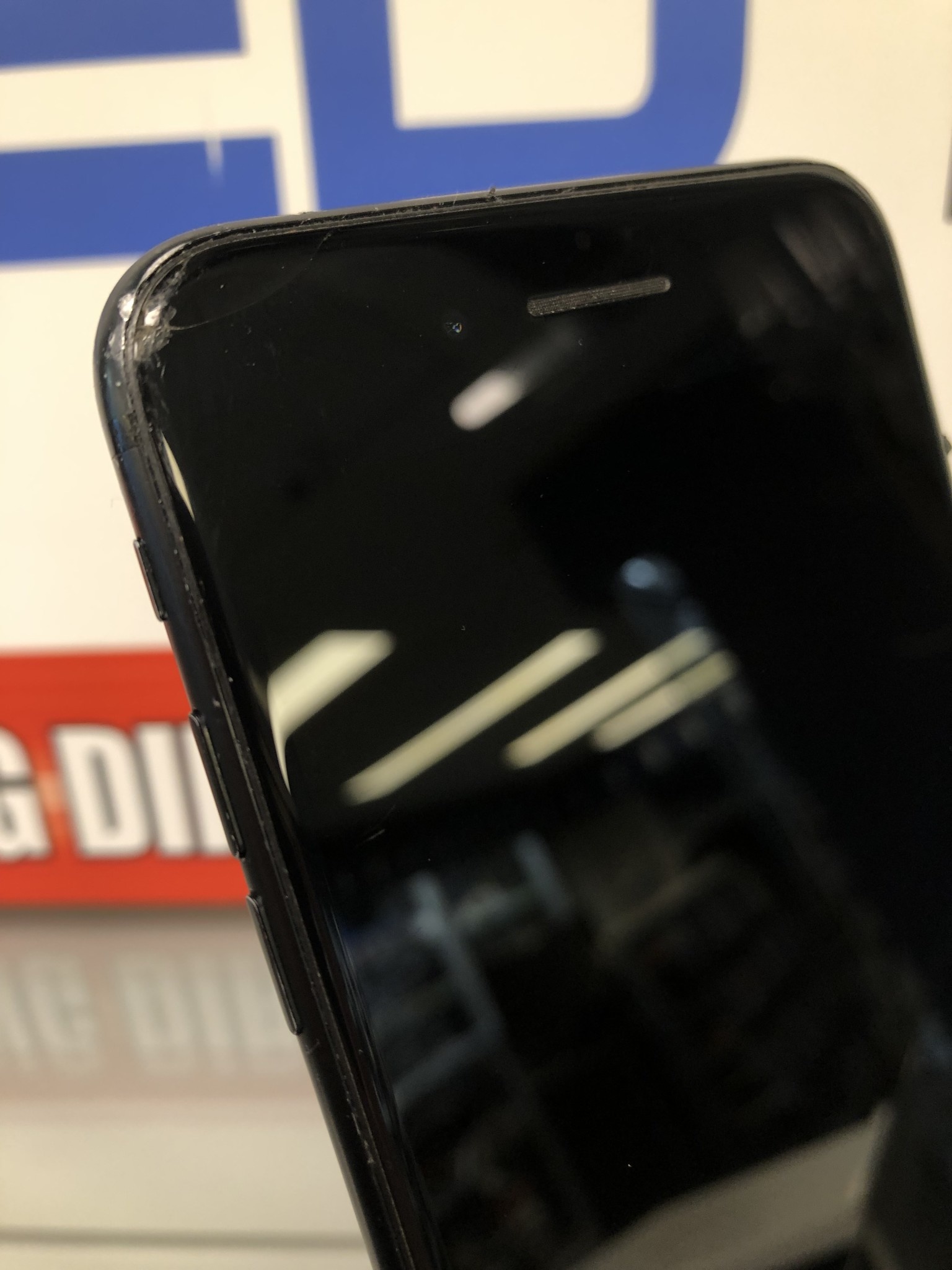 Apple iPhone 7 Plus 32GB - Kleine Barst Links Boven (6632)