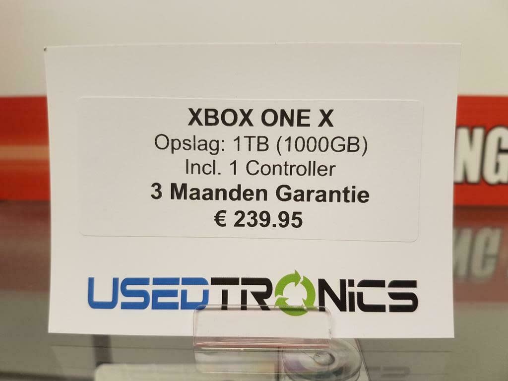 Xbox One X - 1TB | 1 Controller (7310)