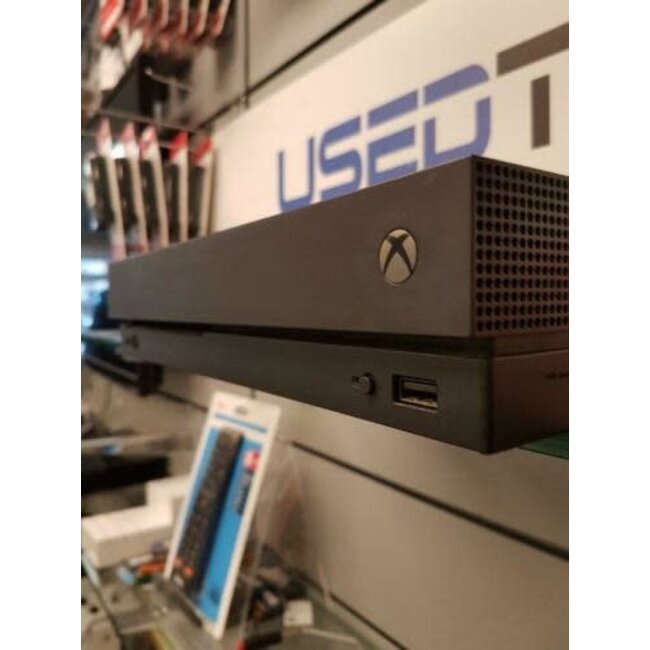 XBOX ONE Xbox One X - 1TB | 1 Controller (7310)