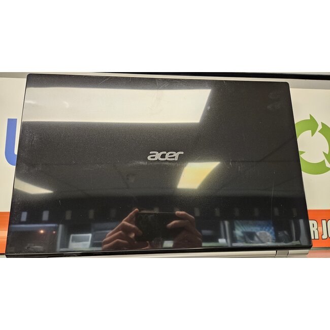 Acer Acer V3-771 (10516) Intel Core i3 | 640GB/HDD & 240GB/SSD | 8.00GB/RAM