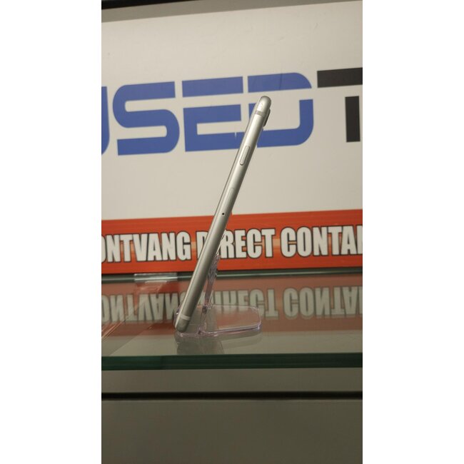 Apple Apple iPhone 8 | 64GB (7739)