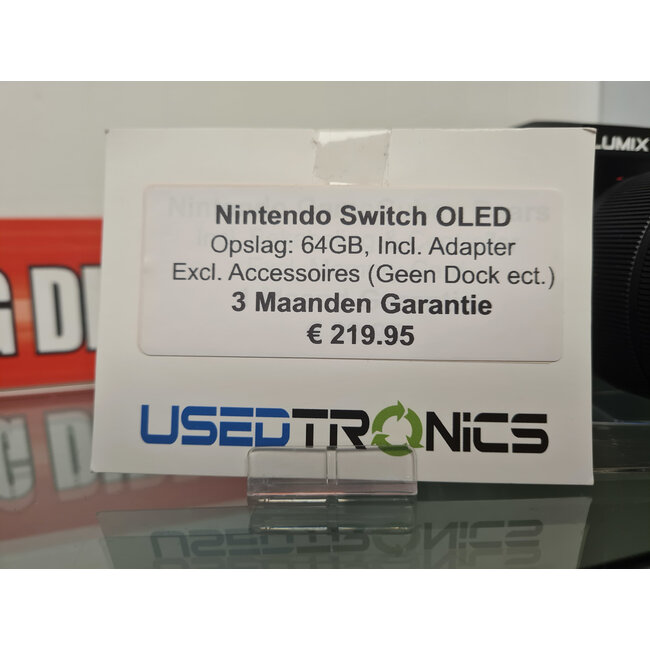 Nintendo Nintendo Switch Oled - Roze & Groen (11012) Incl. Lader | Excl. Accessoires (Dock ect.)