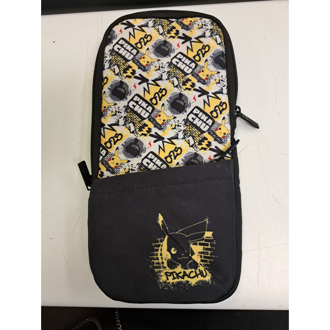 HORI Pikachu etui