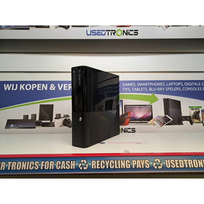 Xbox 360 Slim E - 250GB 11794