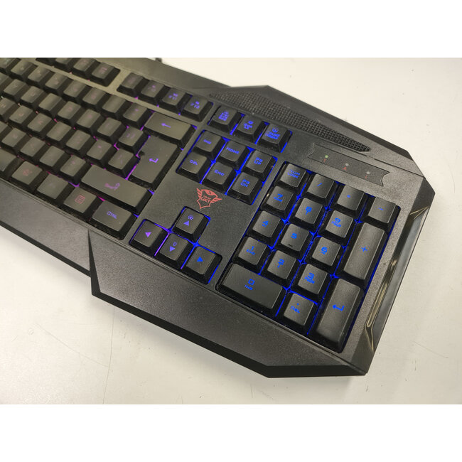 Trust Avonn GXT 830-RW Toetsenbord