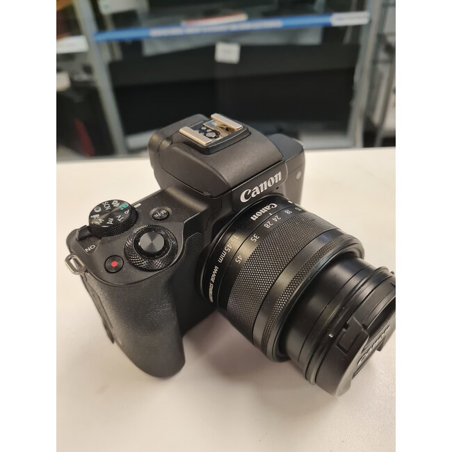 Canon Canon EOS M50 + Canon Mount Adapter EF-EOS M (11933/11934)