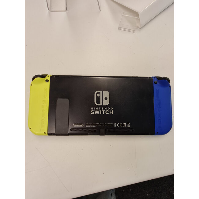 Nintendo Nintendo Switch V1 (11906) XAJ4