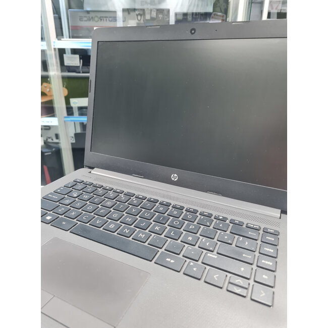 HP HP 240 G7 (11603)
