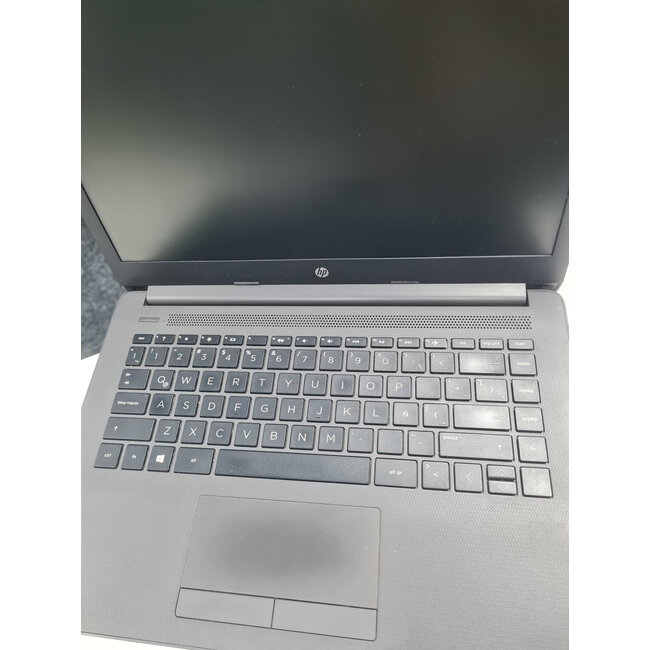 HP HP 240 G7 (11603)