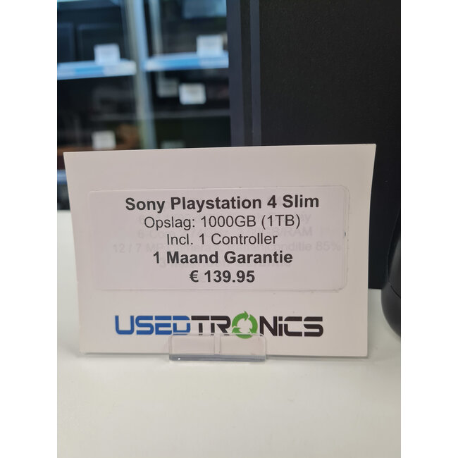Sony Sony Playstation 4 Slim 1TB - 1 Controller (12131)