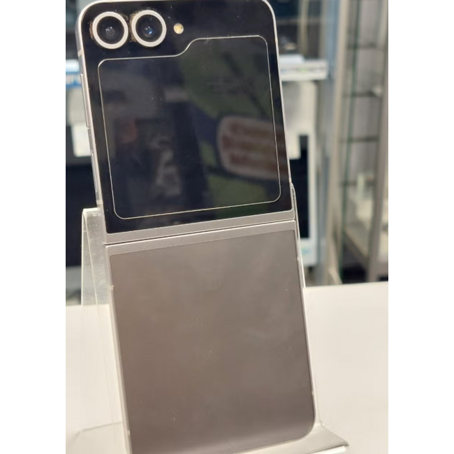 Samsung Samsung Galaxy Z Flip6 - 256GB (13580) Batterijconditie 100%, Aantal Cyclus: 240