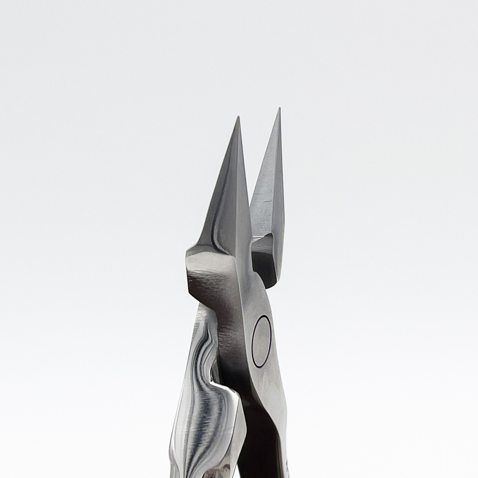 STALENA Pince à ongles incarnés grande, plate et pointue  avec poignée ergonomique K-05