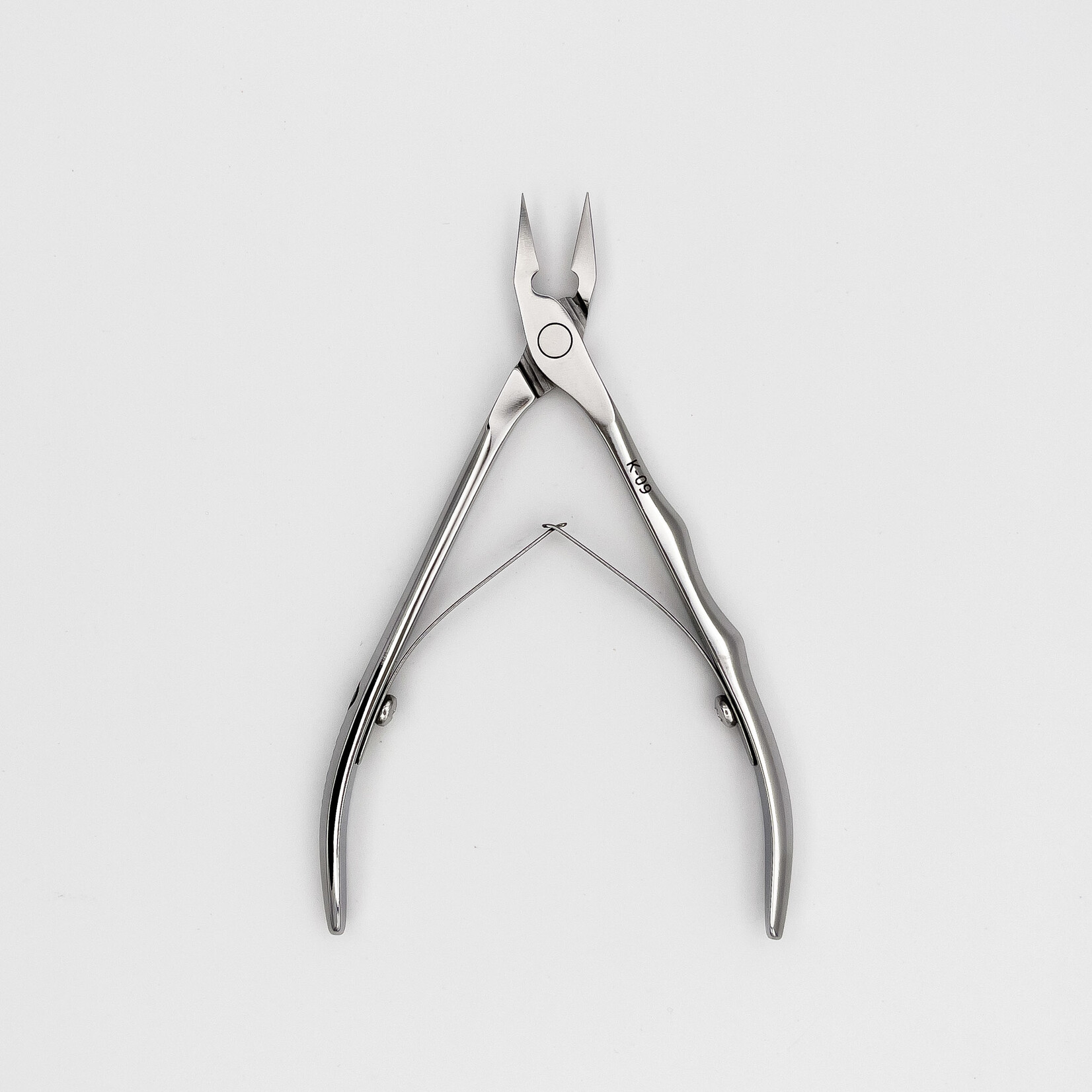 STALENA Pince à ongles incarnés petite - pointu  avec poignée ergonomique K-09