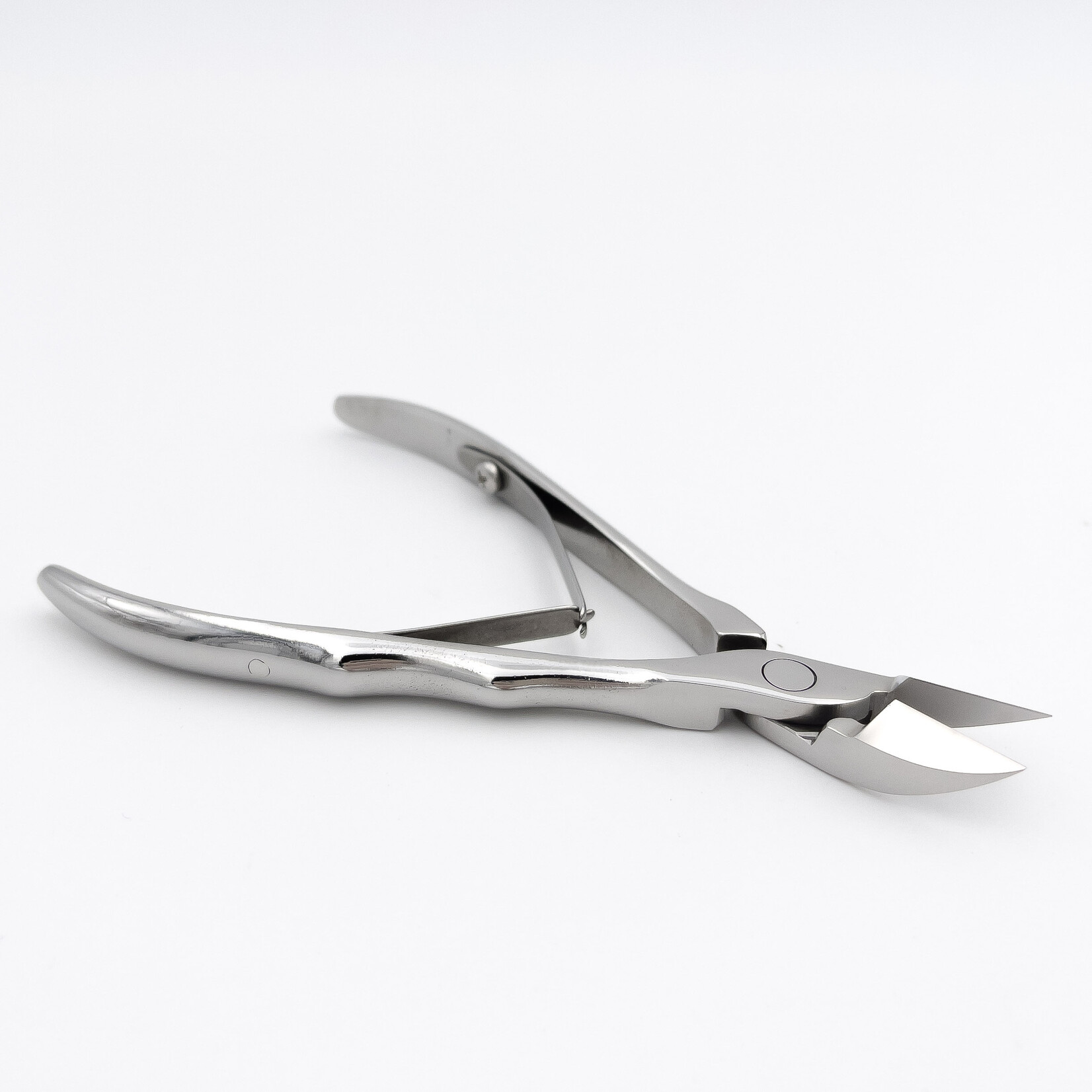 STALENA K-03 Pince à peau grande avec poignée ergonomique (16 mm)