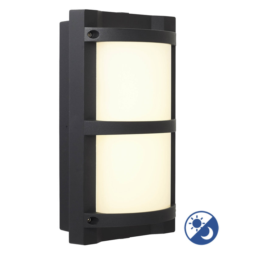 Gevel. zwart. led 8w. 3000k/4000k. schemerschakelaar