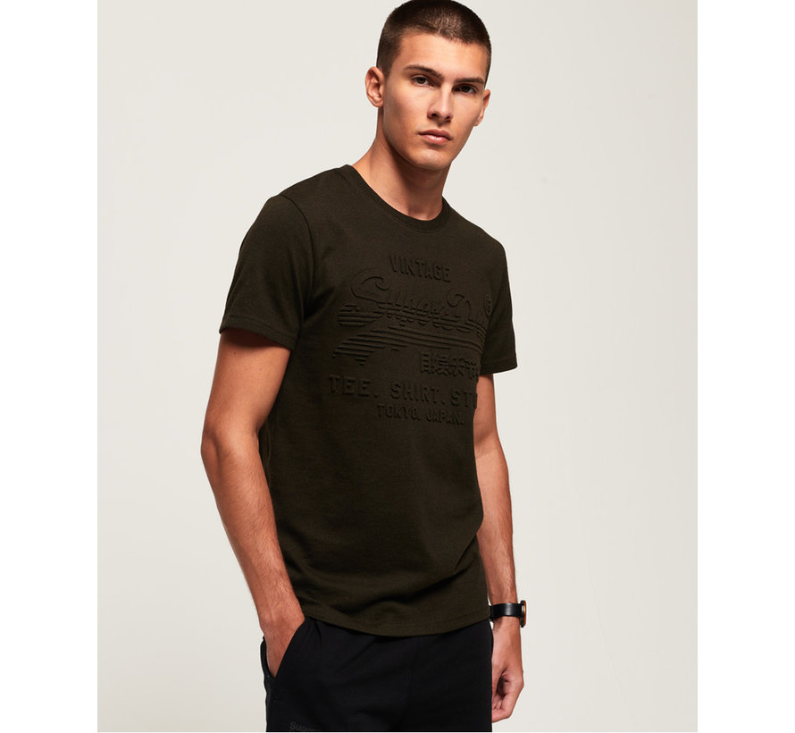 T-Shirt Embossed Tee Albarn Khaki Green (M1000033B - Q6P)