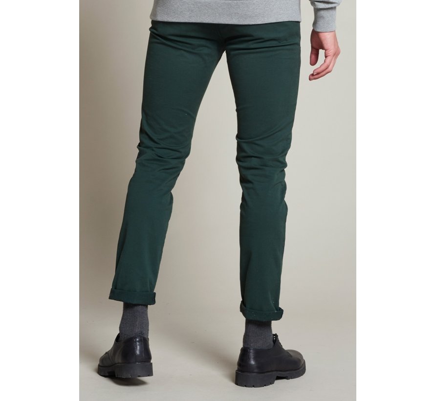 Chino Donker Groen (501146 AW20 - 513)