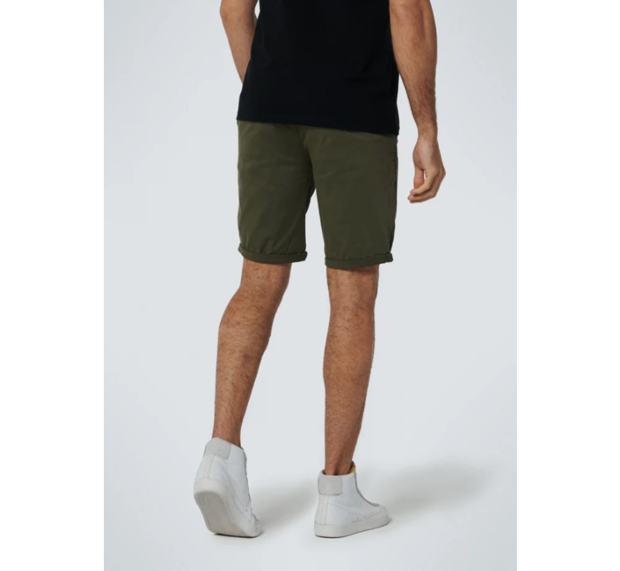 Short Chino Garment Dyed Twill Stretch With Belt Basil (158190306 - 195)