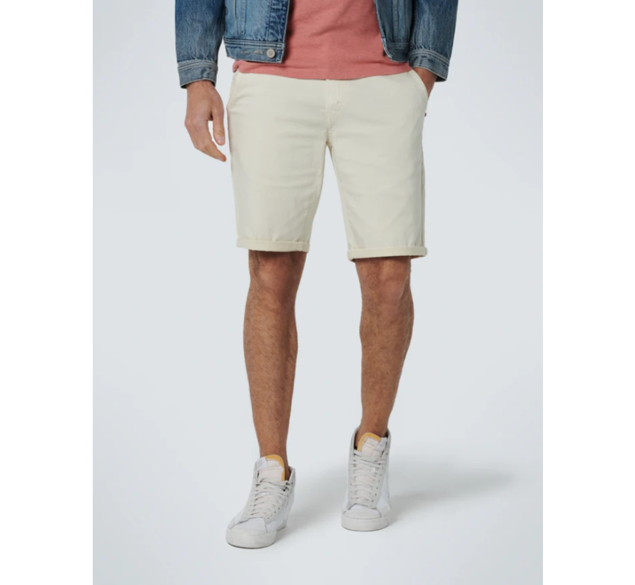 Short Chino Garment Dyed Twill Stretch With Belt Cream (158190306 - 016)