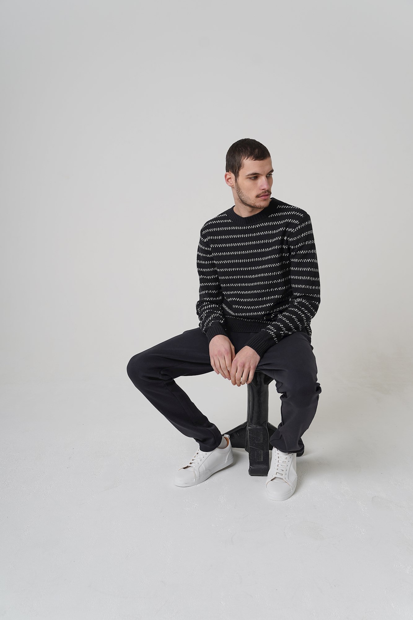 Kultivate KN LIMO STRIPE  Pullover StretchLimo   XL Kultivate