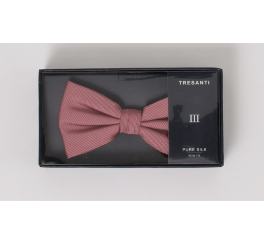 Classic Bow Tie Boysenberry (TRBOZZ001 - 605)