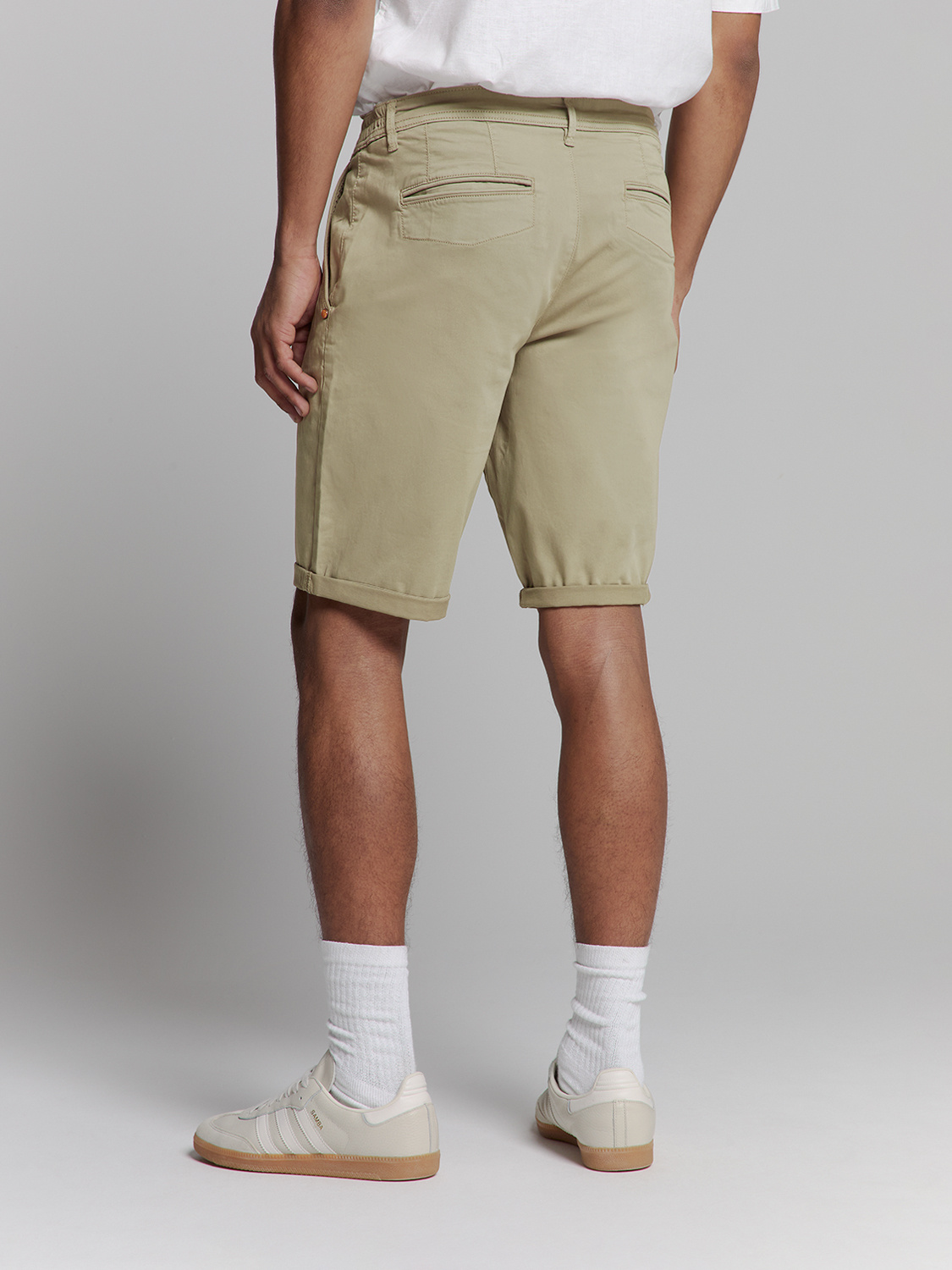 No Excess Short Chino Garment Dyed Twill Stretch Light Army   No Excess