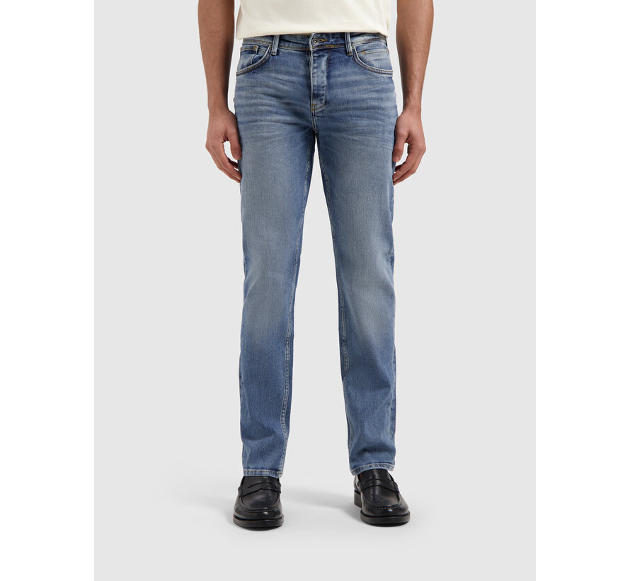 The Ryan Slim Fit Jeans Denim Mid Blue (W1426 - 83)