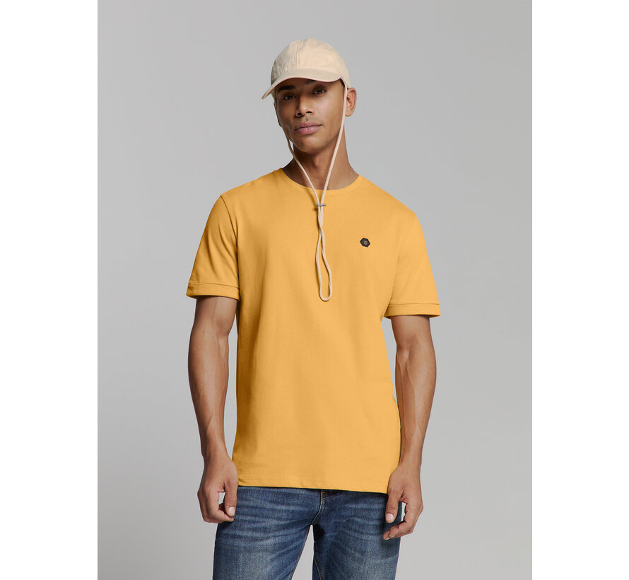 T-Shirt Crewneck Peached Yellow (27360375 - 070)