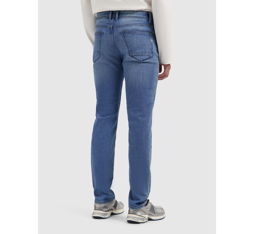 Pure Path Jeans The Ryan Slim Fit Denim Mid Blue (W3011)