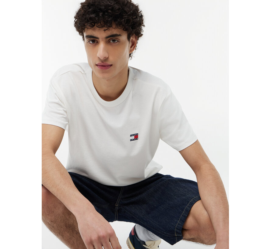 T-shirt  TJM Regular Fit Badge Ecru (DM0DM20322 - YBL)