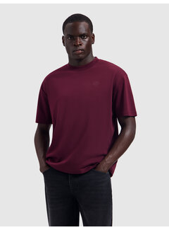 Pure Path T-shirt Essential Initials Wine (26030112 - 107)