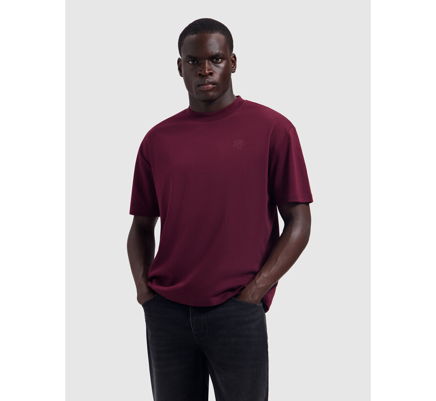 Pure Path T-shirt Essential Initials Wine (26030112 - 107)