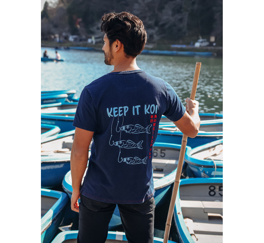 A Fish Named Fred T-shirt Keep It Koi Navy (34.401 - 604)