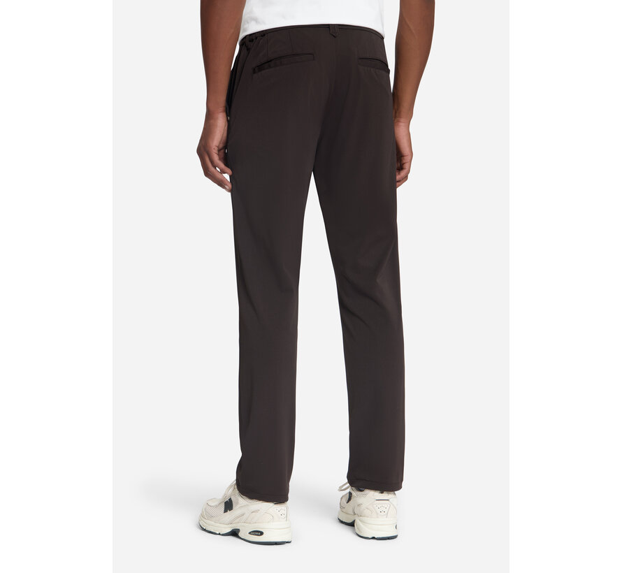 No Excess Chino Pant Travel 4-Way Stretch Sedoc Relaxed Fit Earth (N705016 - 047)