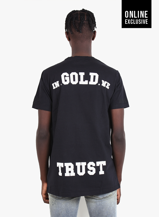 In Art We Trust T Shirt In Gold We Trust 'Basic' T-Shirt Zwart - Mensquare