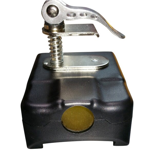 Elim A Dent Hail stand battery receiver for Makita battery  (18V to 12V)